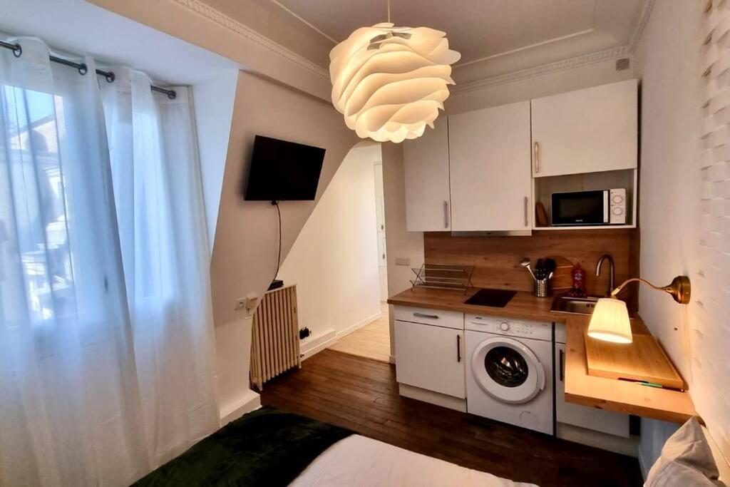 Champs-Elysees - Suite For 2 People Parigi Esterno foto
