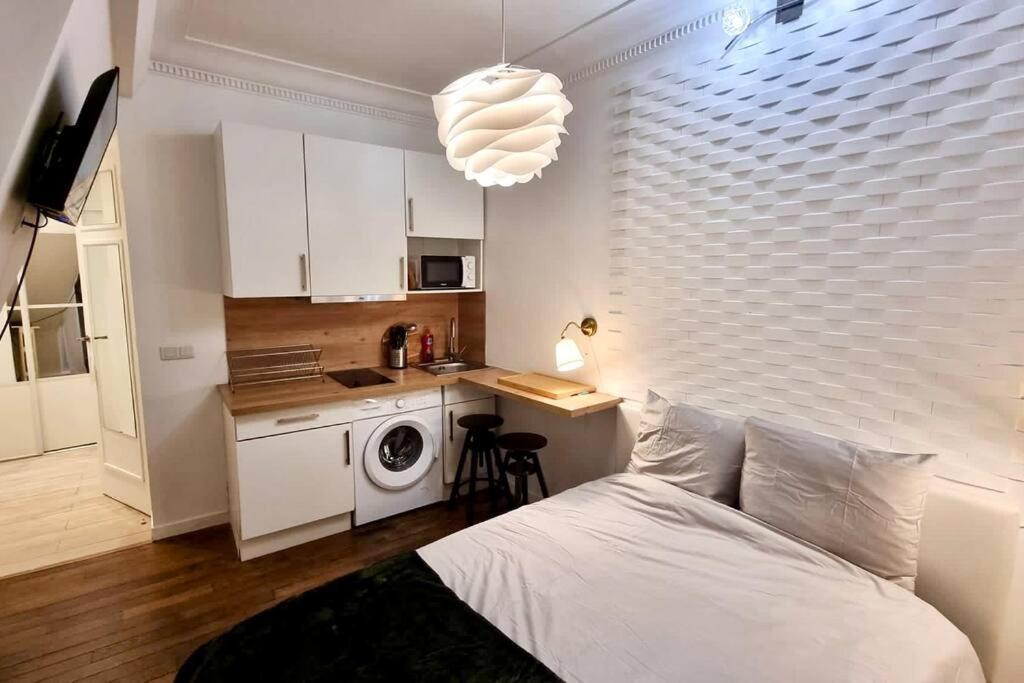 Champs-Elysees - Suite For 2 People Parigi Esterno foto