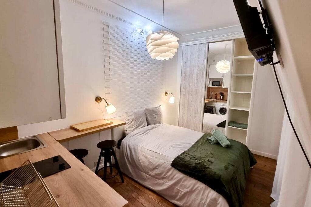 Champs-Elysees - Suite For 2 People Parigi Esterno foto