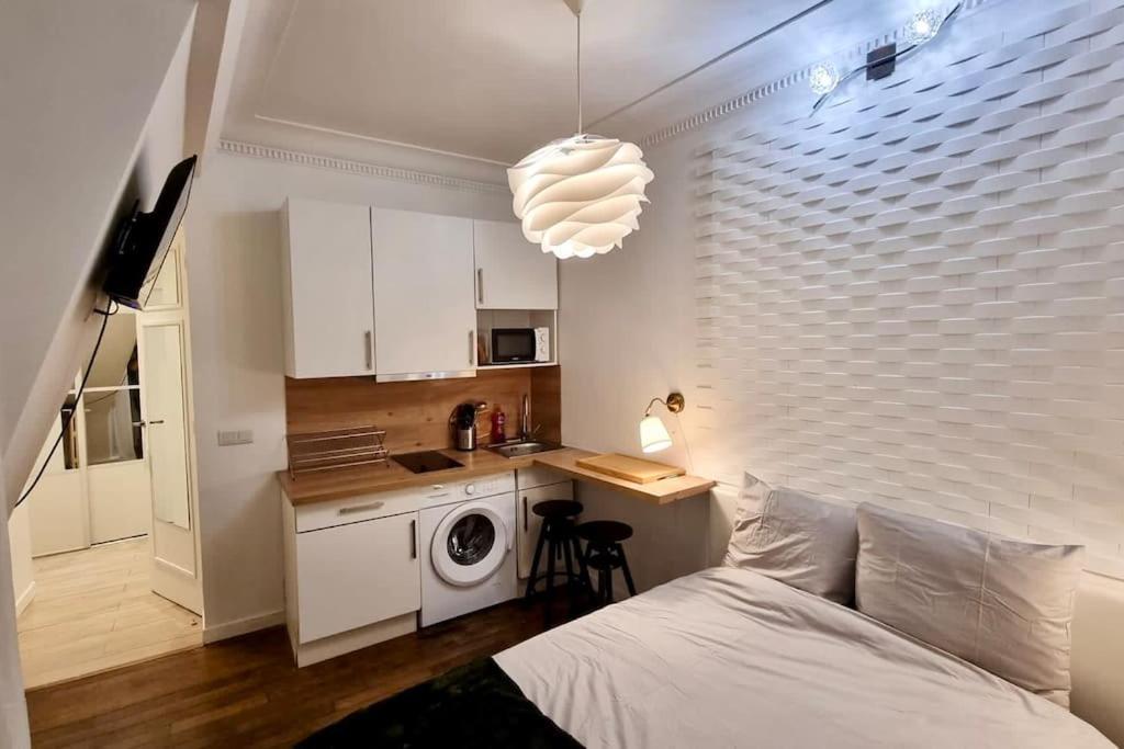 Champs-Elysees - Suite For 2 People Parigi Esterno foto